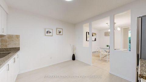 Photo 14 at 177 - 20 Moonstone Byway, Hillcrest Village, Toronto