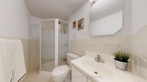 Photo 21 at 177 - 20 Moonstone Byway, Hillcrest Village, Toronto