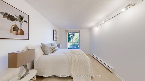 Photo 23 at 177 - 20 Moonstone Byway, Hillcrest Village, Toronto