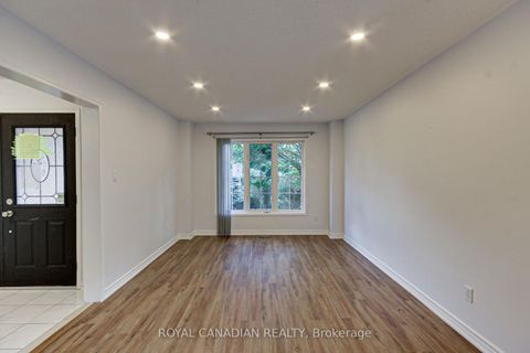 Photo 7 at 175 RHODES Circle, Glenway Estates, Newmarket