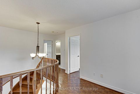 Photo 26 at 175 RHODES Circle, Glenway Estates, Newmarket