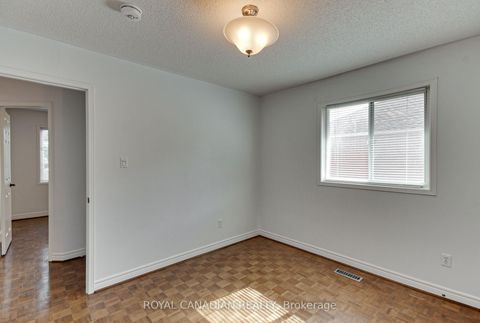 Photo 35 at 175 RHODES Circle, Glenway Estates, Newmarket