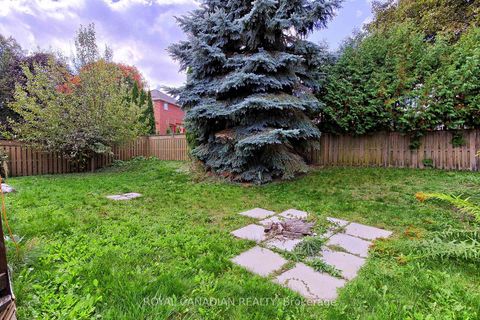 Photo 41 at 175 RHODES Circle, Glenway Estates, Newmarket