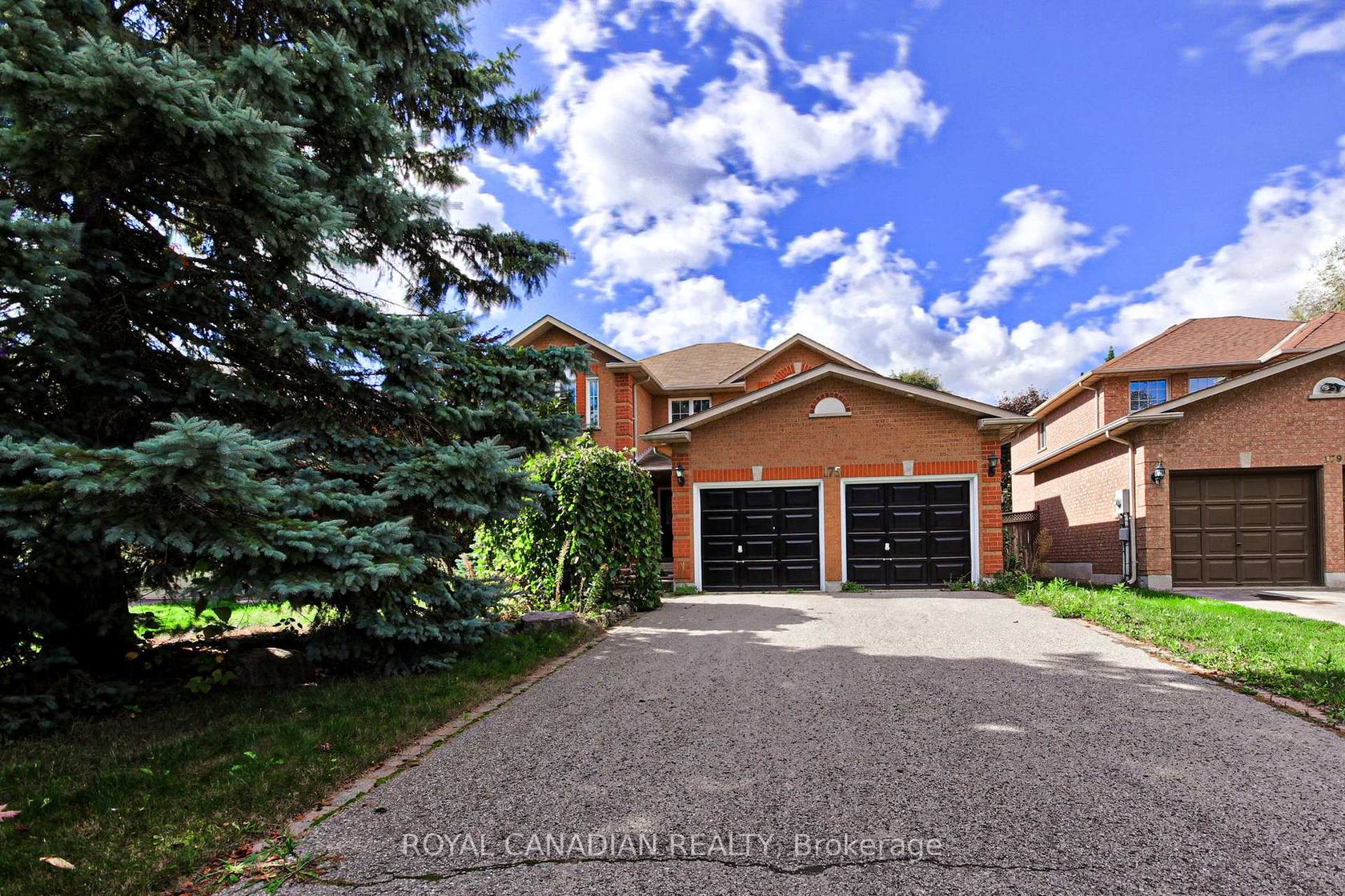 175 RHODES Circle, Glenway Estates, Newmarket photo number 2