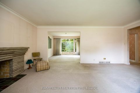 Photo 6 at 17 Munro Boulevard, Windfields, Toronto
