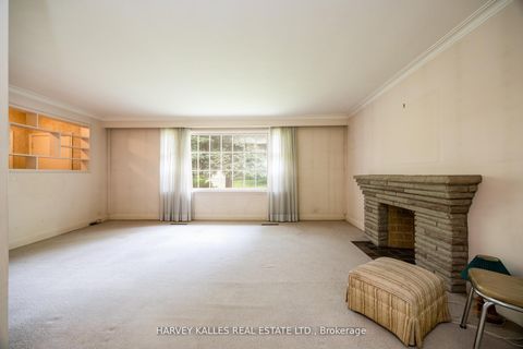 Photo 7 at 17 Munro Boulevard, Windfields, Toronto