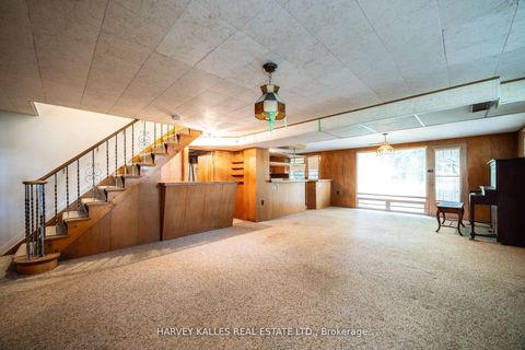 Photo 18 at 17 Munro Boulevard, Windfields, Toronto
