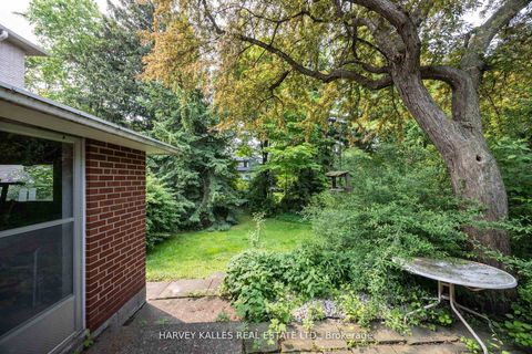 Photo 25 at 17 Munro Boulevard, Windfields, Toronto