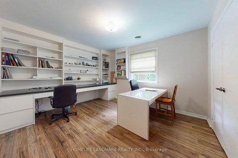 Photo 28 at 147 Mossgrove Trail, Windfields, Toronto