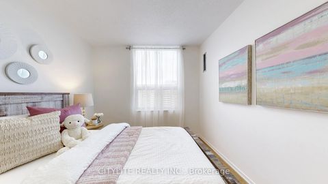 Photo 23 at 1806 - 10 Edgecliffe Golfway, Flemingdon Park, Toronto