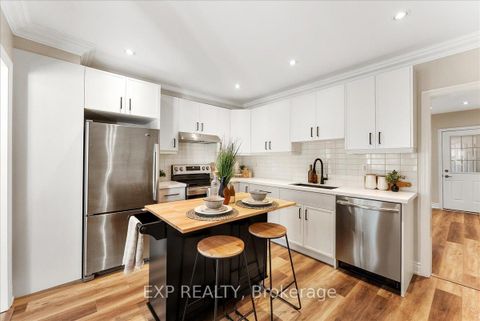 Photo 11 at 149 Drayton Avenue, Woodbine Corridor, Toronto