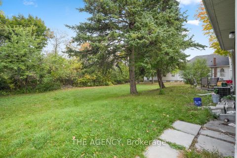 Photo 16 at 9846 Keele Street, Maple, Vaughan