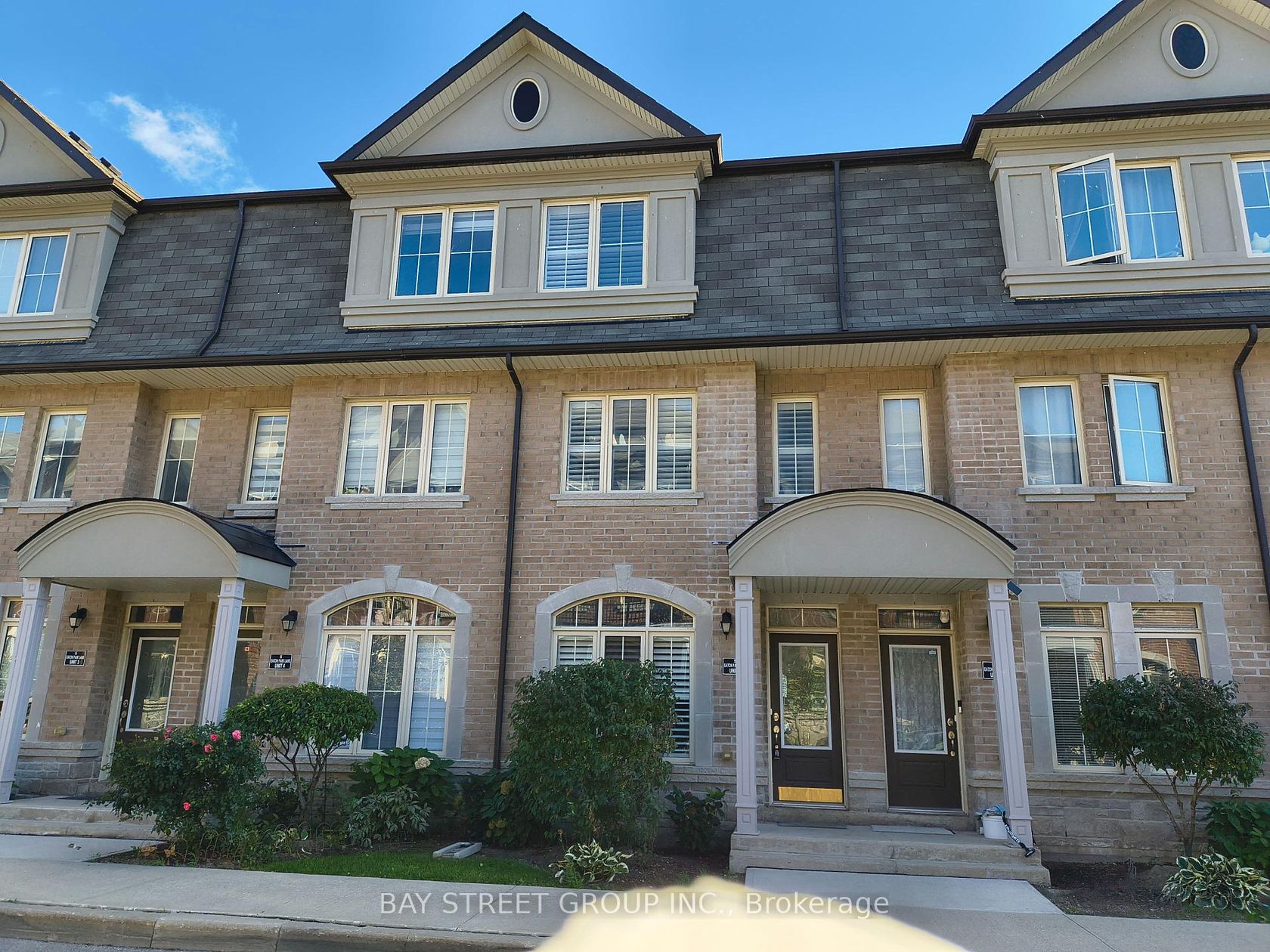 5 - 5 Eaton Park Lane, L'Amoreaux, Toronto 
