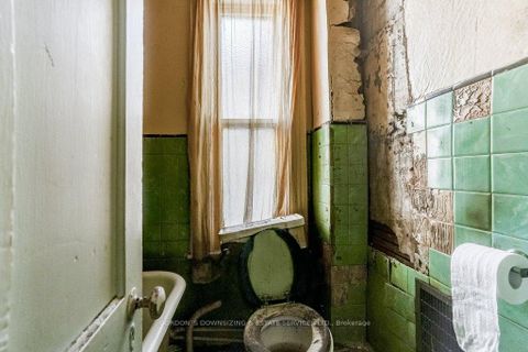 Photo 14 at 6 Paisley Avenue, South Riverdale, Toronto
