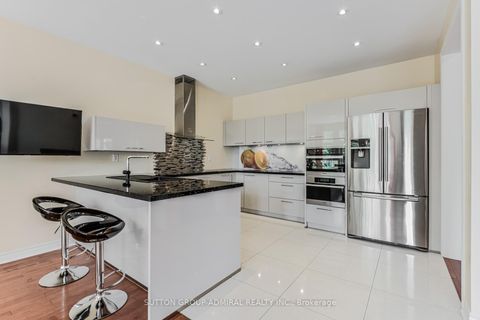 Photo 19 at 171 Sunset Beach Road, Oak Ridges Lake Wilcox, Richmond Hill