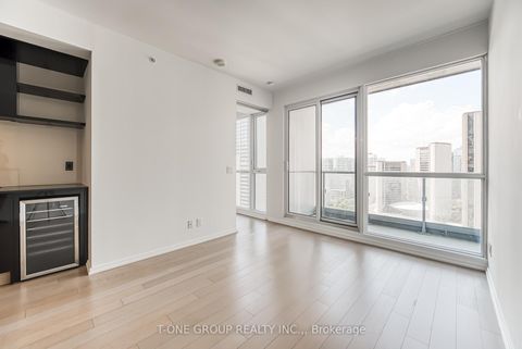 Photo 10 at 2501 - 70 Temperance Street, Bay Street Corridor, Toronto Photo 10 at 2501 - 70 Temperance Street, Bay Street Corridor, Toronto