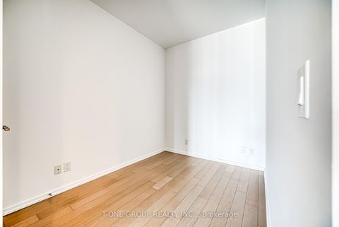 Photo 13 at 2501 - 70 Temperance Street, Bay Street Corridor, Toronto Photo 13 at 2501 - 70 Temperance Street, Bay Street Corridor, Toronto