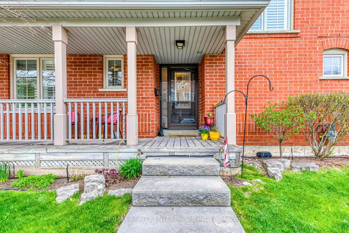 Photo 2 at 57 - 5223 Fairford Crescent, East Credit, Mississauga