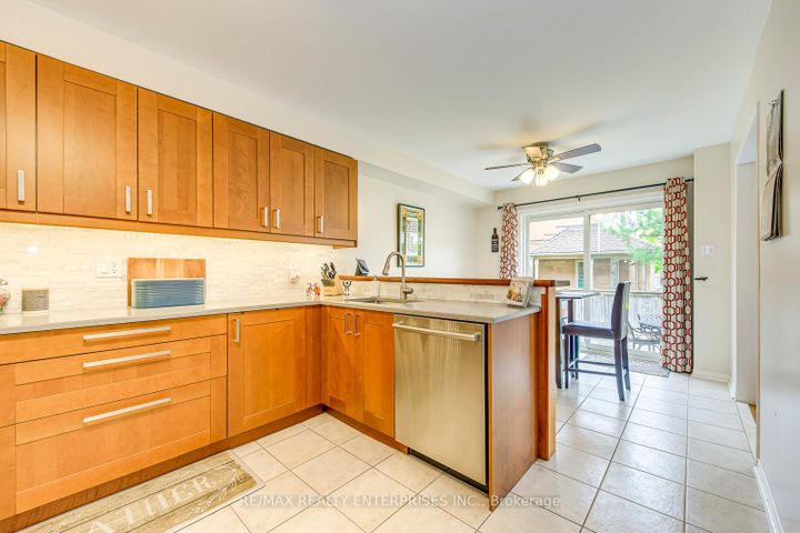 Photo 19 at 57 - 5223 Fairford Crescent, East Credit, Mississauga