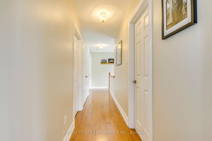 Photo 23 at 57 - 5223 Fairford Crescent, East Credit, Mississauga