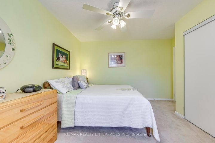 Photo 30 at 57 - 5223 Fairford Crescent, East Credit, Mississauga