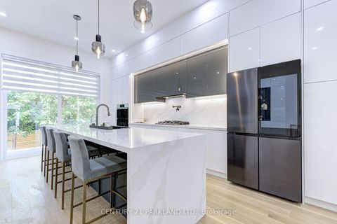 Photo 11 at 6 Stanhope Avenue, Broadview North, Toronto