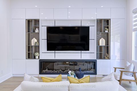 Photo 15 at 6 Stanhope Avenue, Broadview North, Toronto