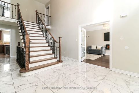 Photo 9 at 22 Meadowlark Road, Cundles East, Barrie