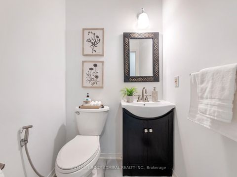 Photo 15 at 40 Brookmill Drive, Brownridge, Vaughan