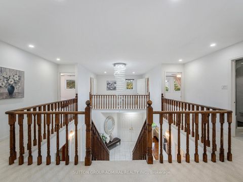 Photo 19 at 40 Brookmill Drive, Brownridge, Vaughan