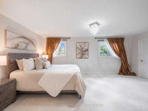 Photo 22 at 40 Brookmill Drive, Brownridge, Vaughan