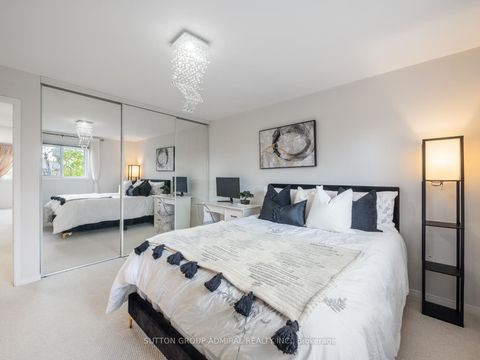 Photo 26 at 40 Brookmill Drive, Brownridge, Vaughan