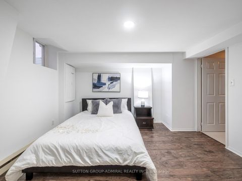 Photo 34 at 40 Brookmill Drive, Brownridge, Vaughan
