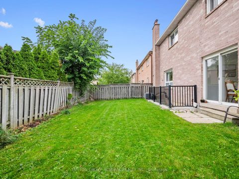 Photo 45 at 40 Brookmill Drive, Brownridge, Vaughan Photo 45 at 40 Brookmill Drive, Brownridge, Vaughan