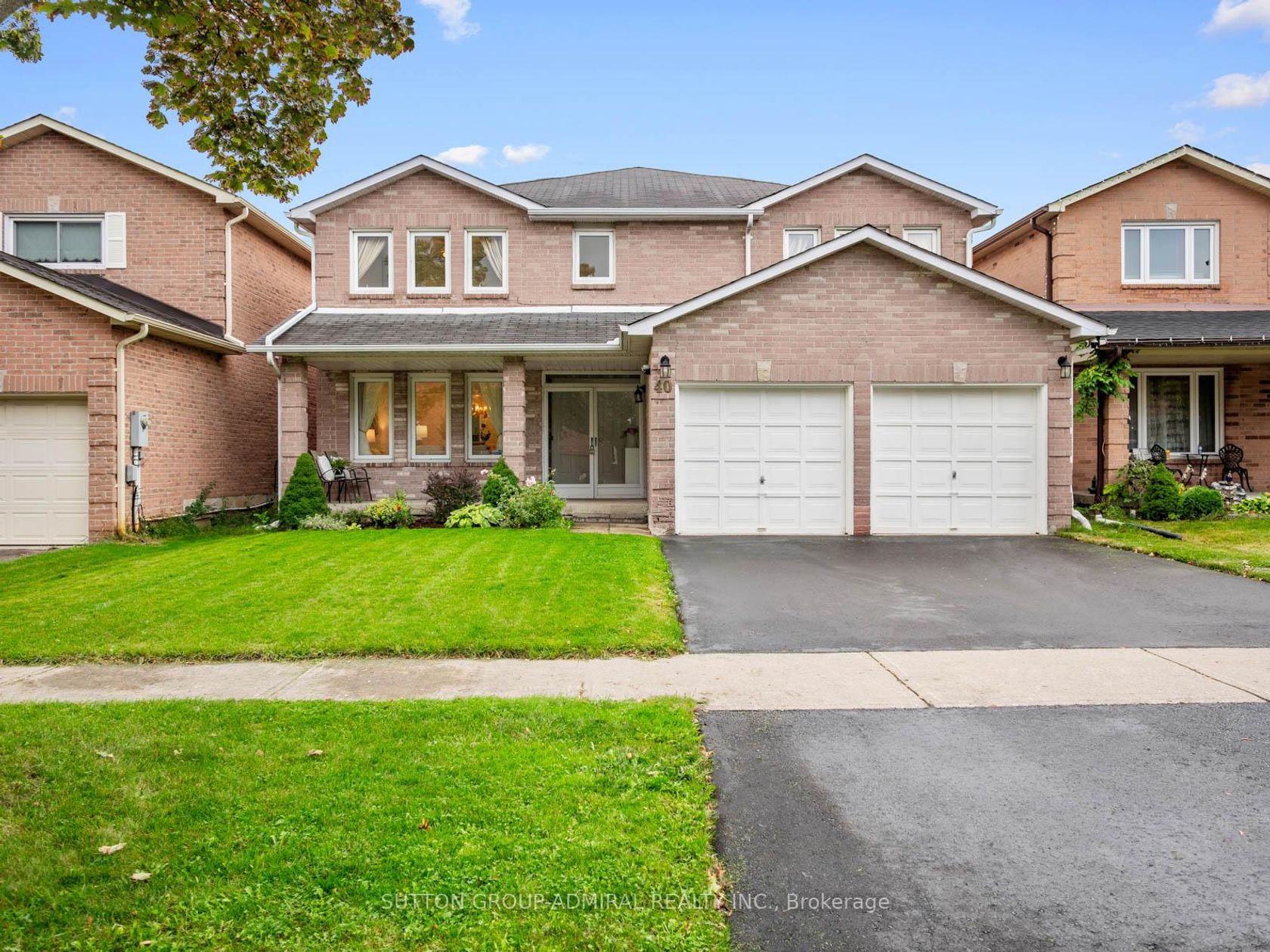 40 Brookmill Drive, Brownridge, Vaughan photo 5 40 Brookmill Drive, Brownridge, Vaughan photo 5
