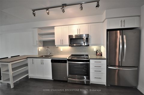 Photo 3 at 1221 - 525 Adelaide Street W, Waterfront Communities C1, Toronto