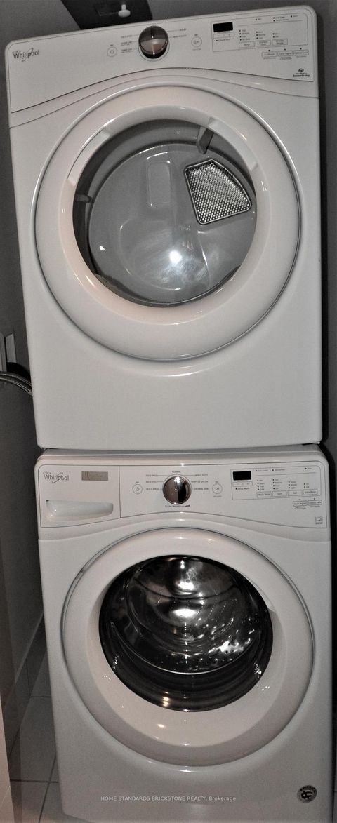 Photo 7 at 1221 - 525 Adelaide Street W, Waterfront Communities C1, Toronto Photo 7 at 1221 - 525 Adelaide Street W, Waterfront Communities C1, Toronto