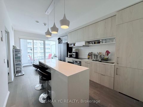 Photo 11 at 2910 - 5 Soudan Avenue, Mount Pleasant West, Toronto