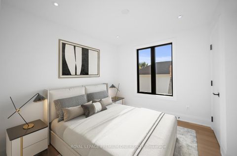 Photo 17 at 683 Glencairn Avenue, Lawrence, Toronto