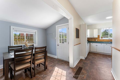 Photo 28 at 61 Victoria Street, Sanford, Barrie