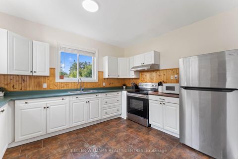 Photo 30 at 61 Victoria Street, Sanford, Barrie