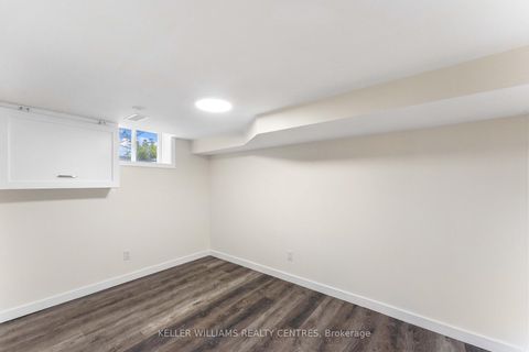 Photo 36 at 61 Victoria Street, Sanford, Barrie