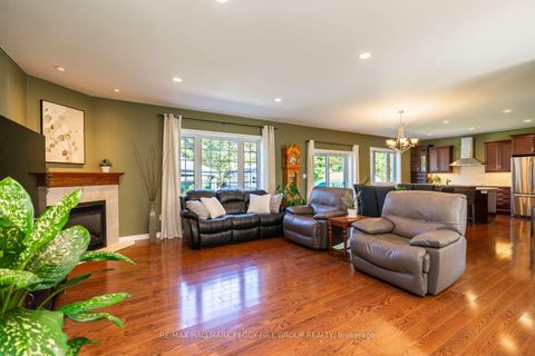 Photo 2 at 222 Glenn Avenue, Stroud, Innisfil