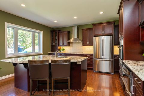 Photo 4 at 222 Glenn Avenue, Stroud, Innisfil Photo 4 at 222 Glenn Avenue, Stroud, Innisfil