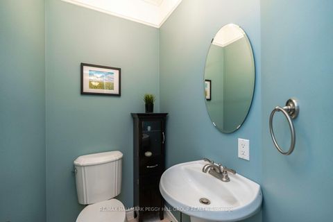 Photo 11 at 222 Glenn Avenue, Stroud, Innisfil