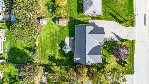 Photo 27 at 222 Glenn Avenue, Stroud, Innisfil