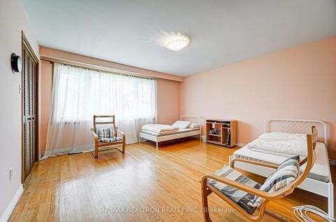 Photo 18 at 69 Elm Avenue, Langstaff, Richmond Hill