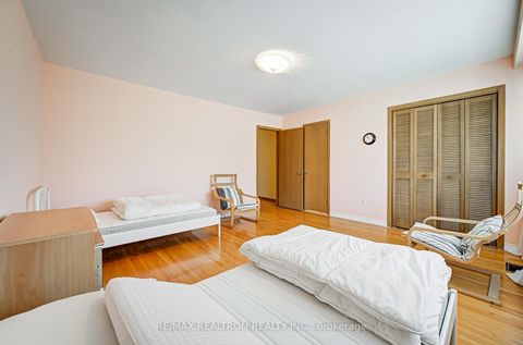 Photo 19 at 69 Elm Avenue, Langstaff, Richmond Hill
