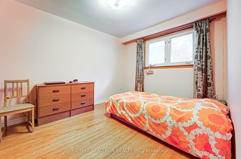 Photo 23 at 69 Elm Avenue, Langstaff, Richmond Hill