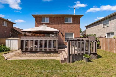 Photo 12 at 131 Ruffet Drive, Edgehill Drive, Barrie Photo 12 at 131 Ruffet Drive, Edgehill Drive, Barrie